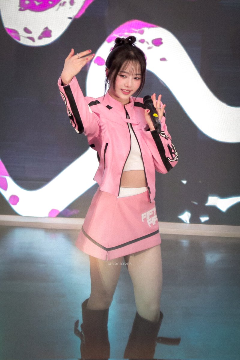 voraxers's tweet photo. 251129 Korea 360 3rd Anniversary 3NERGY: RISING TOGETHER

#HANA #FIFTYFIFTY #FIFTYFIFTYinIndonesia #하나 https://t.co/QJ0NG21bpc