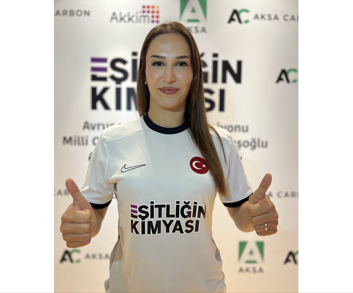 Buse Tosun Çavuşoğlu tweet media