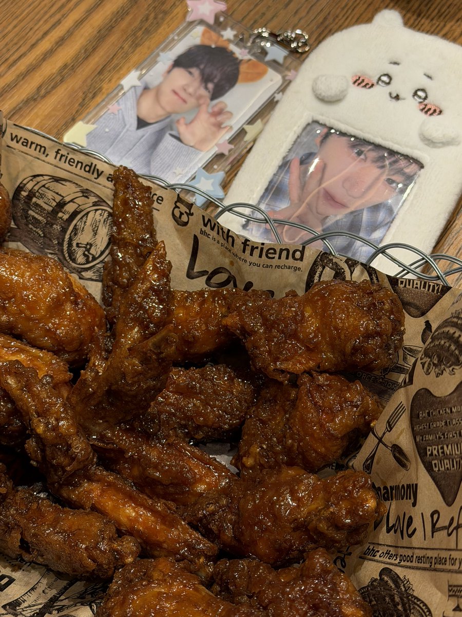 주토피아 봤는데 티켓 사진을 안찍음 ㅋㅋㅋ