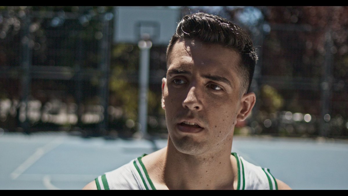 I’m back. #manussian #chicodebarrio