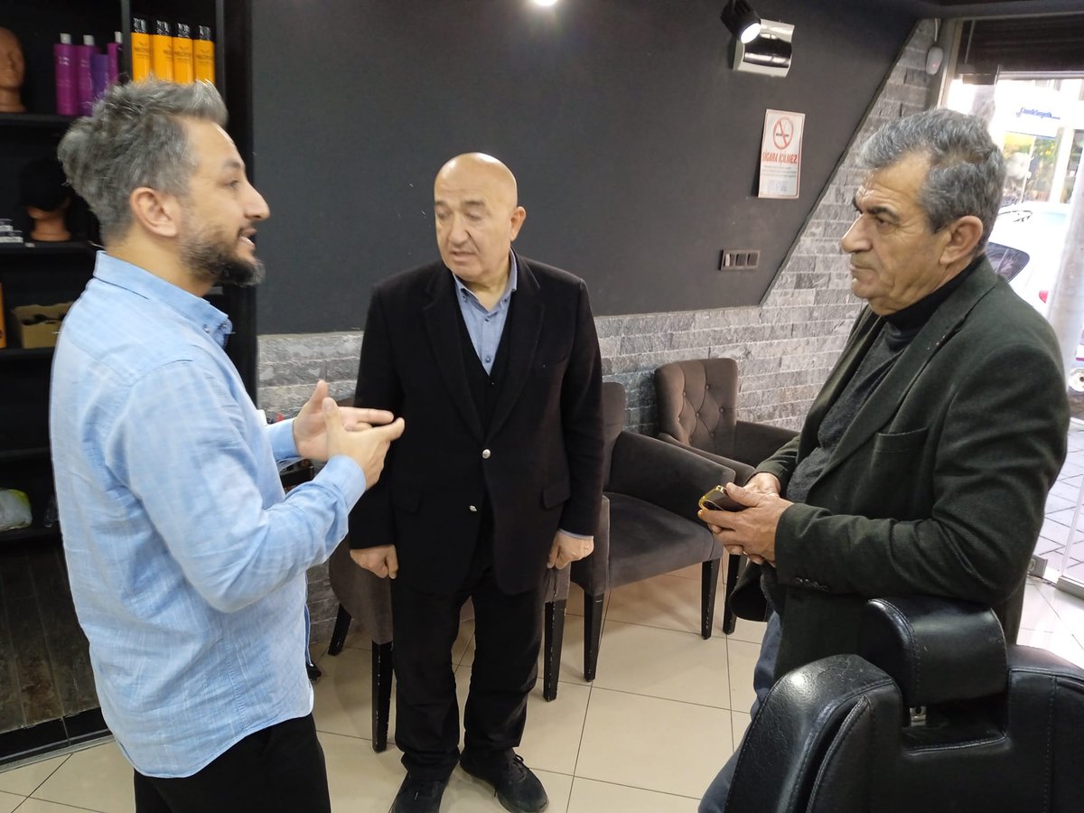 Genel Başkanımız Liderimiz Sayın Devlet Bahçeli Beyefendi'nin talimatlarıyla hayata geçirilen “Hayırlı Günler Komşum” Ve Derdin Derdimiz” programı kapsamında,  Esnaflarımızı ve Vatandaşlarımızı Ziyaret Ettik. Meclis Üyelerimiz Sayın Selahattin Şahin ve Sayın Mehmet Sait Sert