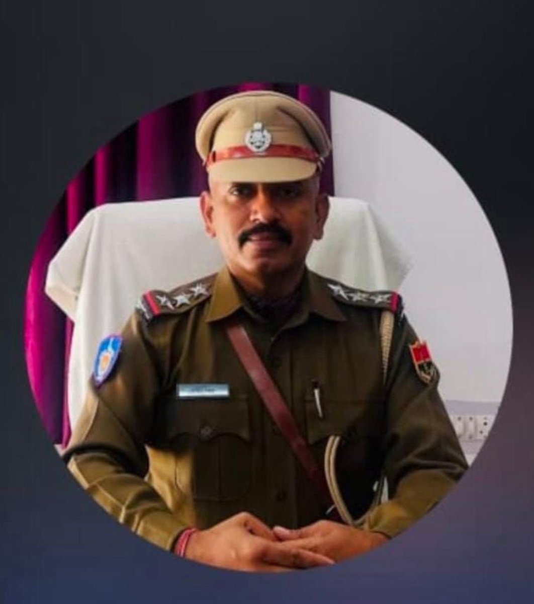 - “पुलिस वाला कभी झुकता नहीं, चाहे गोली खाए या गाली।”

 #हमारा_हमीर_हमारा_जमीर