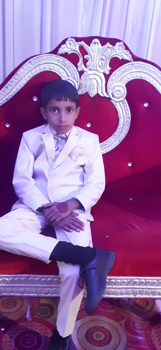 Have a nice b.day my dear Mr. Chetan kumar. I love you so much 🎂🌺🎂🌹🎂🌺🎂