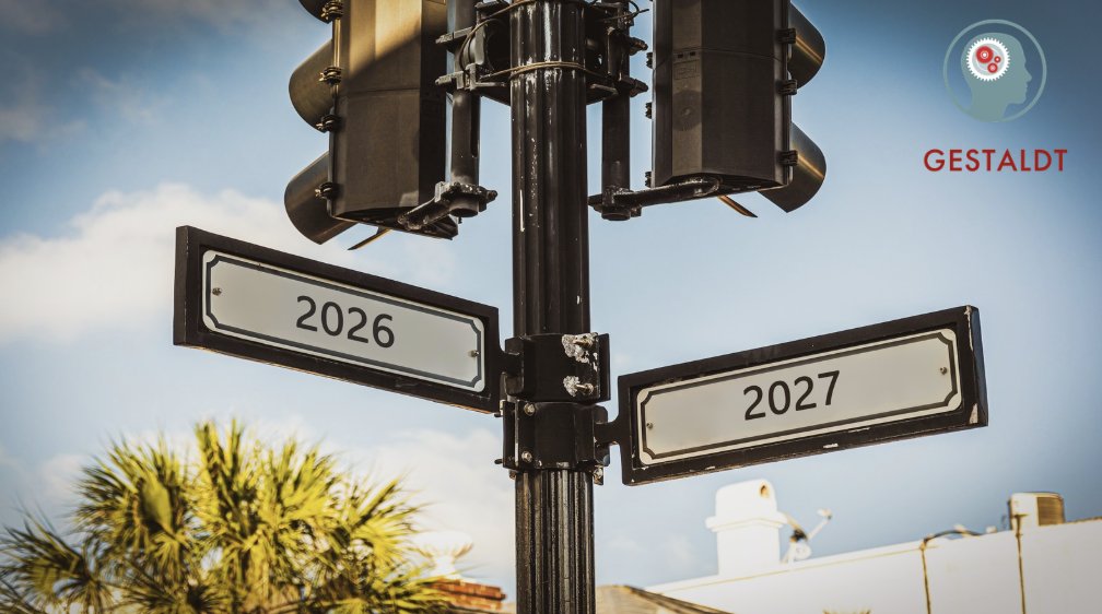 gestaldt's tweet photo. The macroeconomic environment of 2026–2027 will be defined by volatility — but also significant opportunity. South African executives who combine clear economic insight with decisive, adaptive strategy will...
https://t.co/ysYHo2JHl7
#Macroeconomic #gestaldt #morethangivingadvice https://t.co/kihrFXMKkR