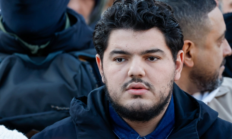 EtienneCampion's tweet image. 📢 Philippe Pujol, journaliste marseillais spécialiste du narcotrafic, prix Albert-Londres, sonne la charge contre le silence de la ville et de ses figures après l'appel d'Amine Kessaci à prendre la parole.

Il tacle "les artistes qui utilisent pourtant la marque "Marseille"…