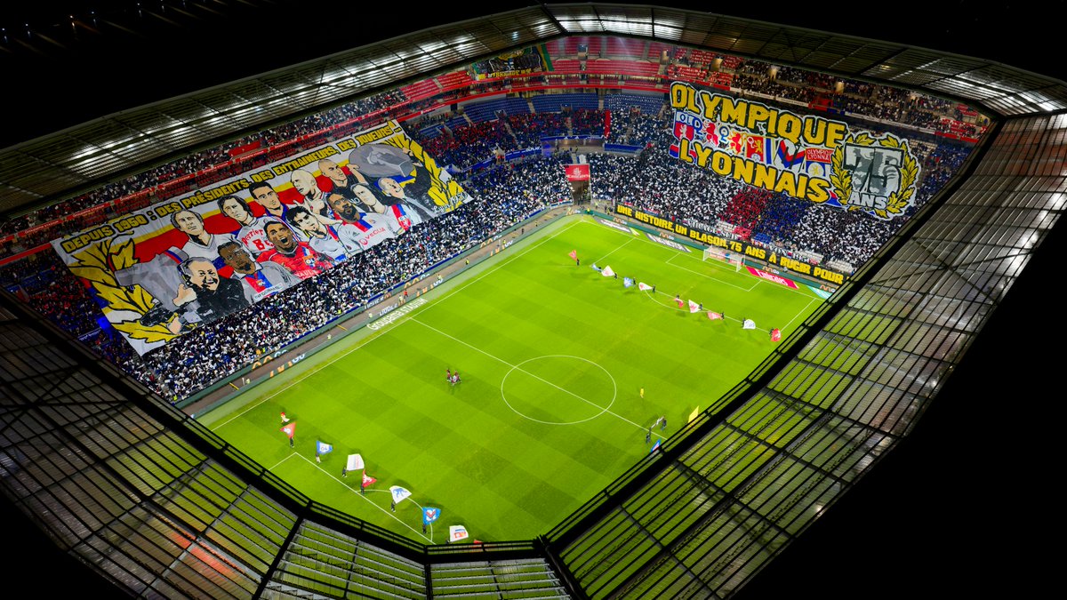 1950officiel's tweet photo. [30.11.25 L1] 75ANS OLYMPIQUE LYONNAIS 🎂
OL 3-0 FC NANTES https://t.co/IVej6aiyzF