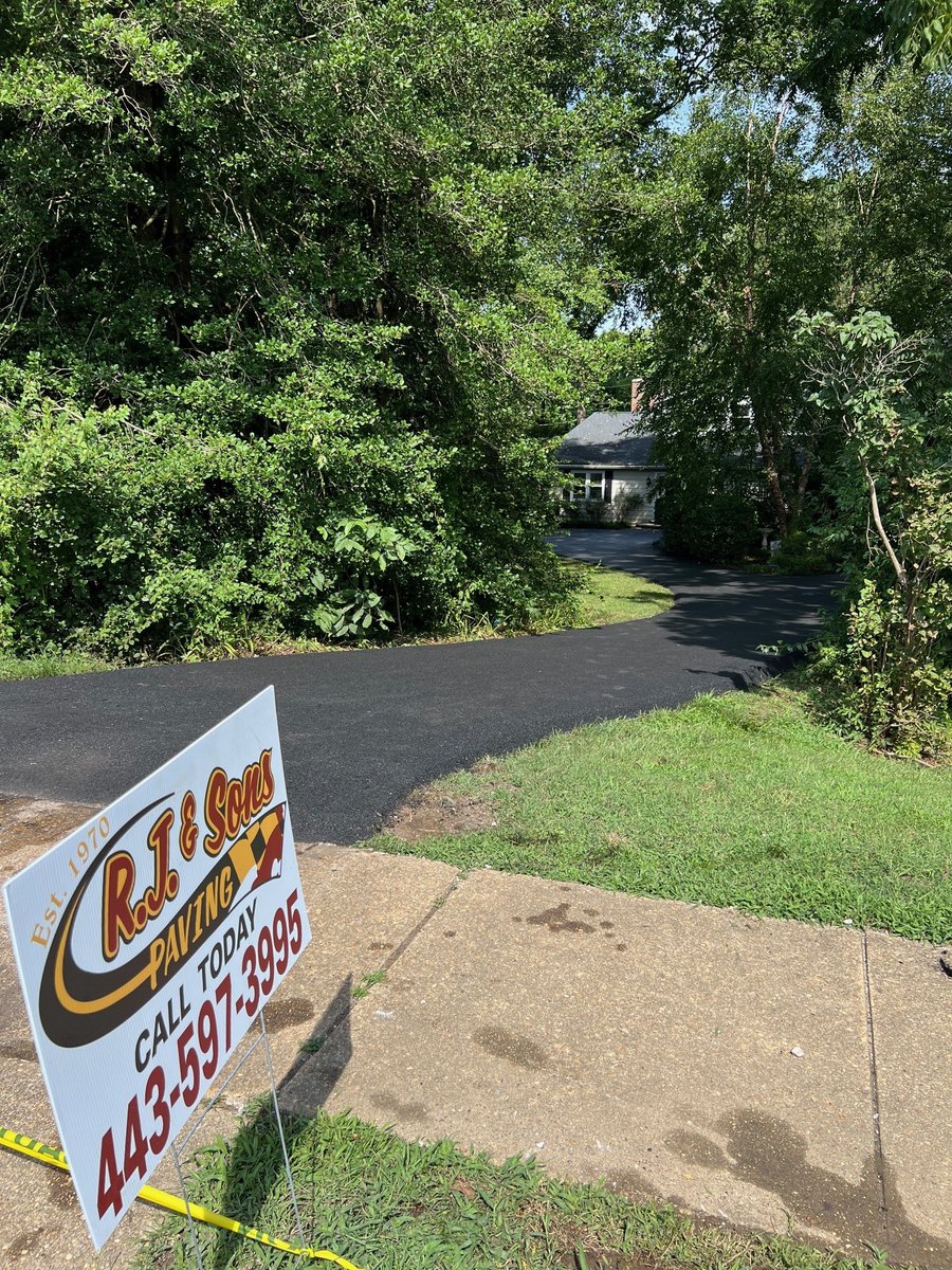 RJ & Sons Paving tweet media