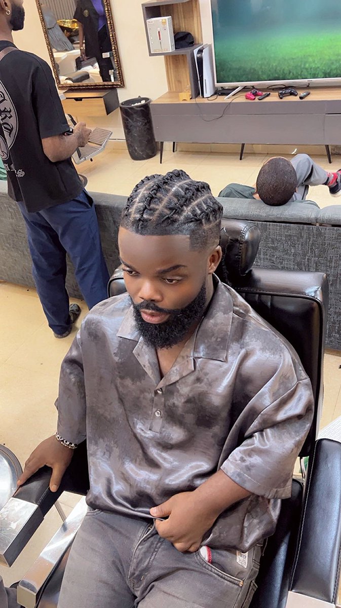 _adejoe_'s tweet photo. Hide your good news until you grounded https://t.co/Bw7dyxKooA