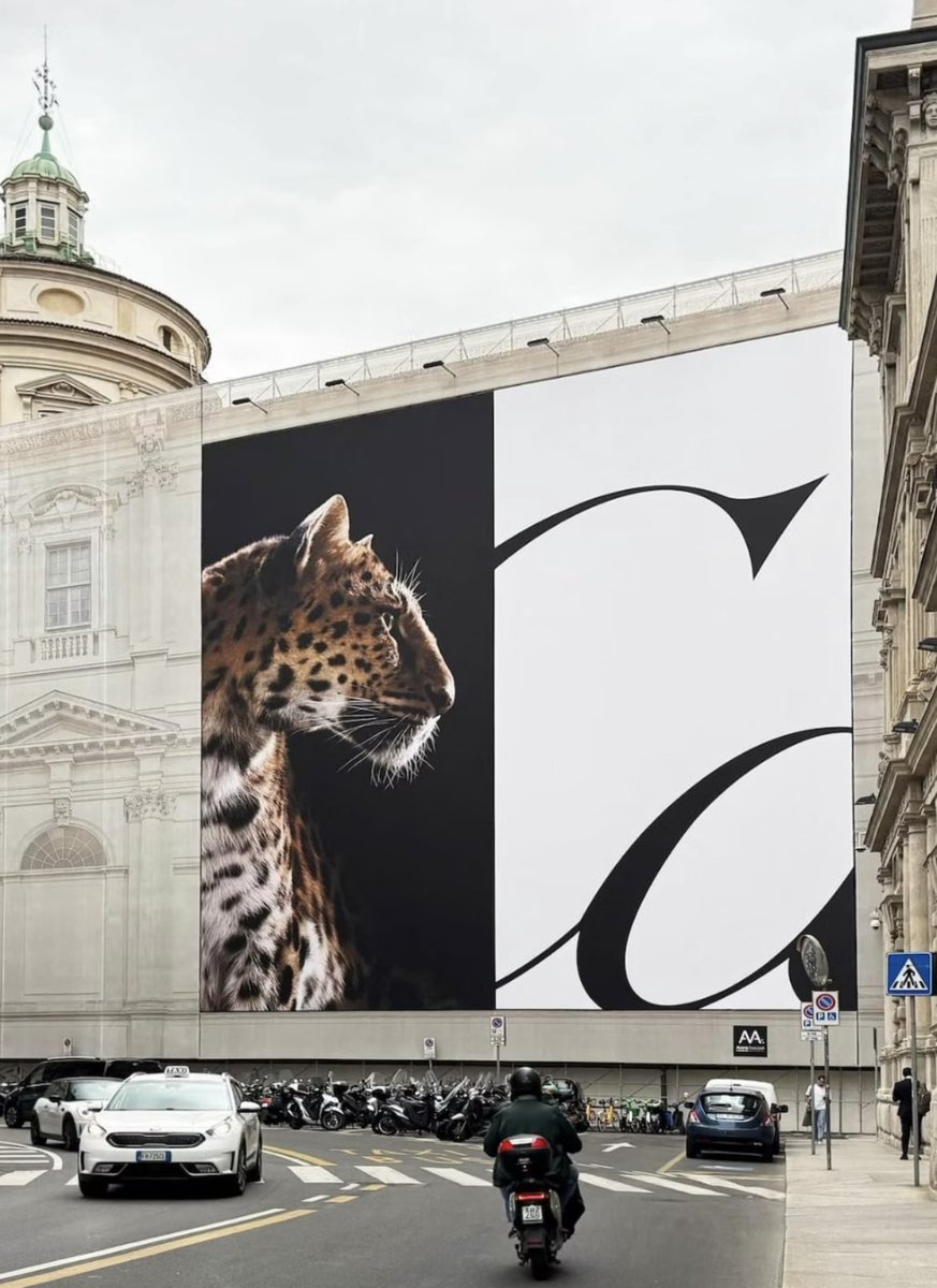 BrandGully's tweet image. Oh #Cartier did the cropped / partial logo thing too, à la Kellogg’s, British Airways? Interesting. 

May not necessarily be as instantly workable as those two for the average person out there? But it’s definitely very ‘if you know, you know’. 

#OOH #Luxury #Marketing