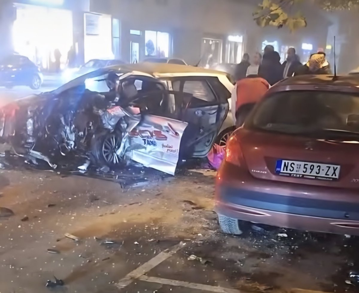 bgtxxx's tweet image. Porodici ubijenog kolege Bore Kuzmanovića iz Kaća (1972 god ) želim da izrazim saućešće a teško povređenim licima želim brz oporavak.

Takođe bih i kolegama iz SOS TAXI-a izrazio duboko saučešće zbog nastradalog kolege i saborca.

Ubica vozač BMW-a je kako javljaju/pišu na…