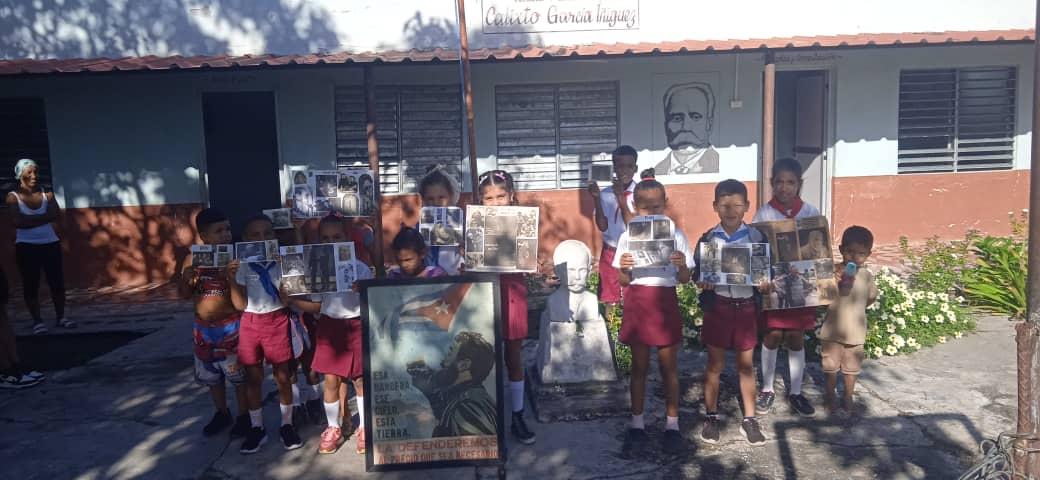 #FidelEntreNosotros 
#FidelPorSiempre 
#CubaViveEnSuHistoria