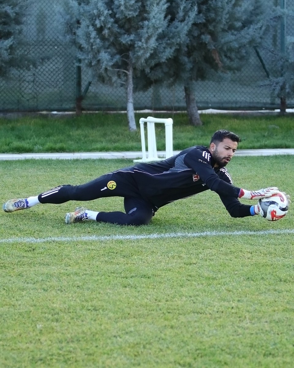 Takımımız Karşıyaka maçının hazırlıklarına başladı.