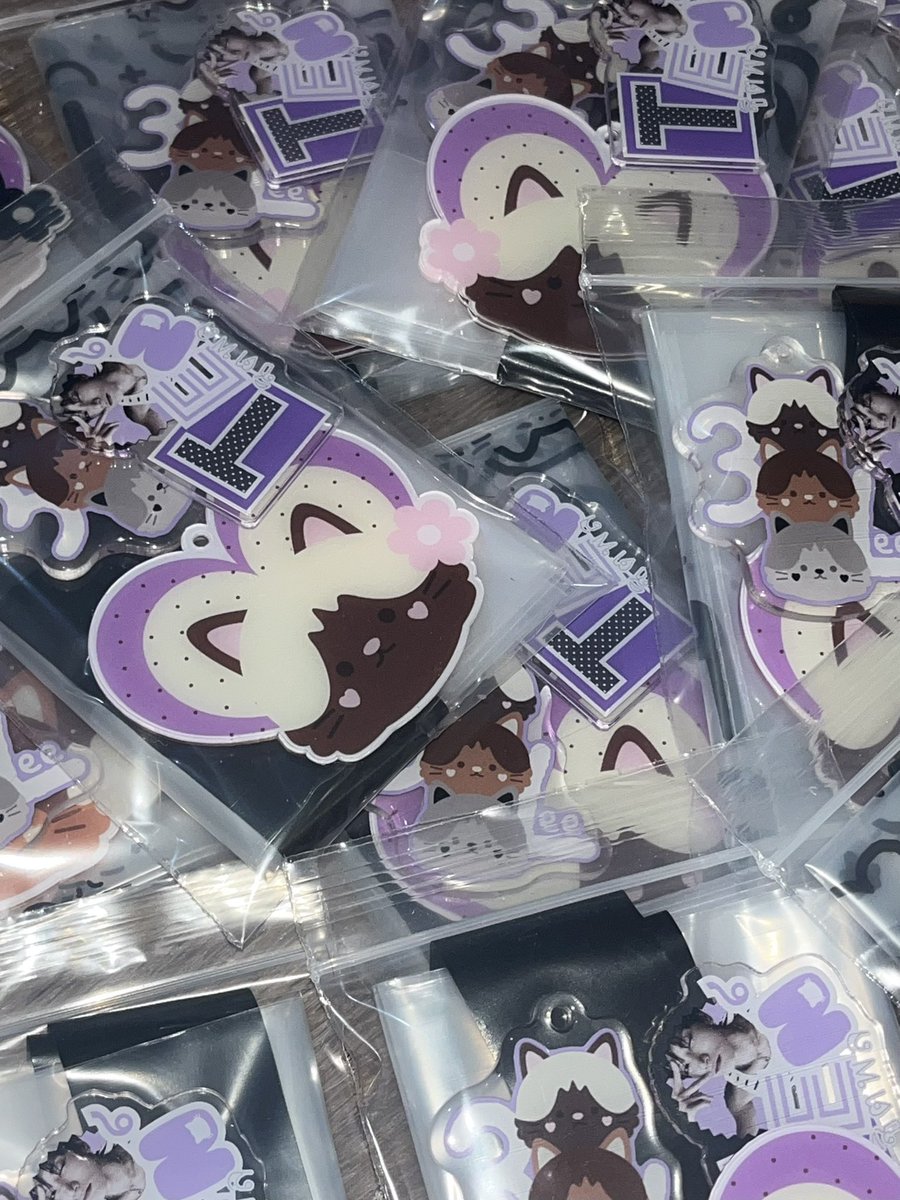 tenyaqing's tweet image. ยัดใส่มือทุกท่าน