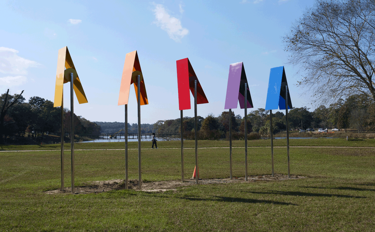 The “WIND WALTZ” sculpture, previously partially deinstalled for conservation, it has been fully restored to its original glory!​

A huge thanks to MMofA’s incredible Art Logistics Team for their expert re-installation and dedication.