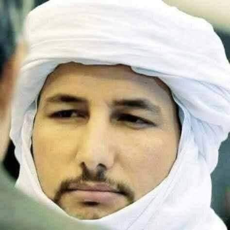 🚨🇩🇿Mauvais temps pour les cadres du mouvement terroriste #FLA :

Le Président du mouvement terroriste #FLA Bilal Ag Acharif n’a plus de passeport valide. Il réside actuellement en Algérie 🇩🇿 , qui lui refuse l’octroi d’un passeport algérien. Il se trouve désormais entre les