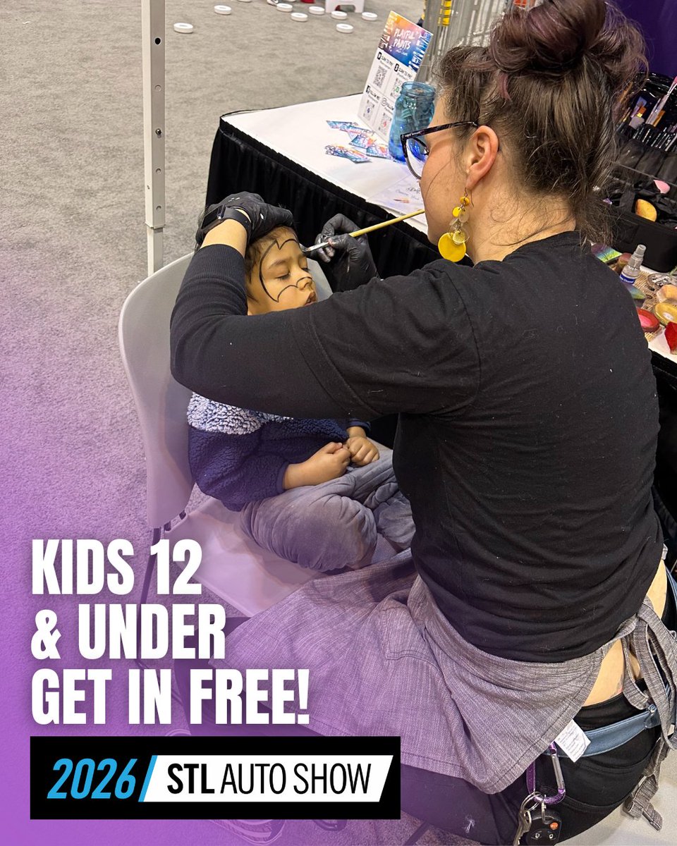 STLAutoShow tweet media