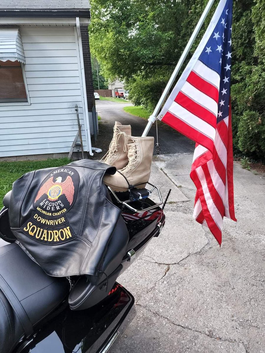 AmericanLegion's tweet image. In honor of the nation’s semiquincentennial, we're calling on #LegionRiders to share Images &amp;amp; descriptions of patriotic-themed bikes &amp;amp; trikes on the Legiontown USA web platform, under the category #USA250. 
Details: legion.org/information-ce…. @America250 #America250