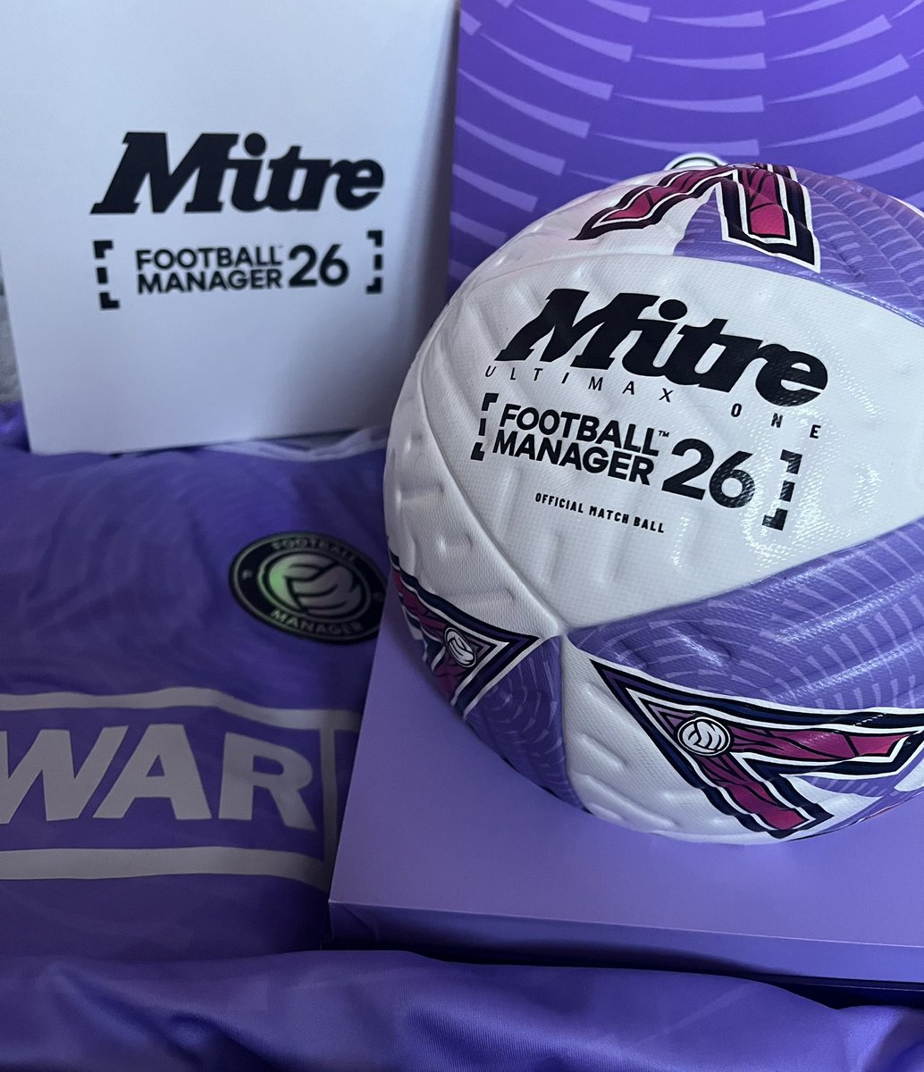 Big thanks to <a href="/ProD_Soccer/">Pro:Direct Soccer</a> for the limited edition <a href="/MitreSports/">Mitre Sports</a> x <a href="/FootballManager/">Football Manager</a> ball.

It’s absolutely stunning, and has somehow convinced me I’m in my keepie uppie queen era.

Reality may disagree, but delusion wins.

21 likes and I’ll showcase my skills.