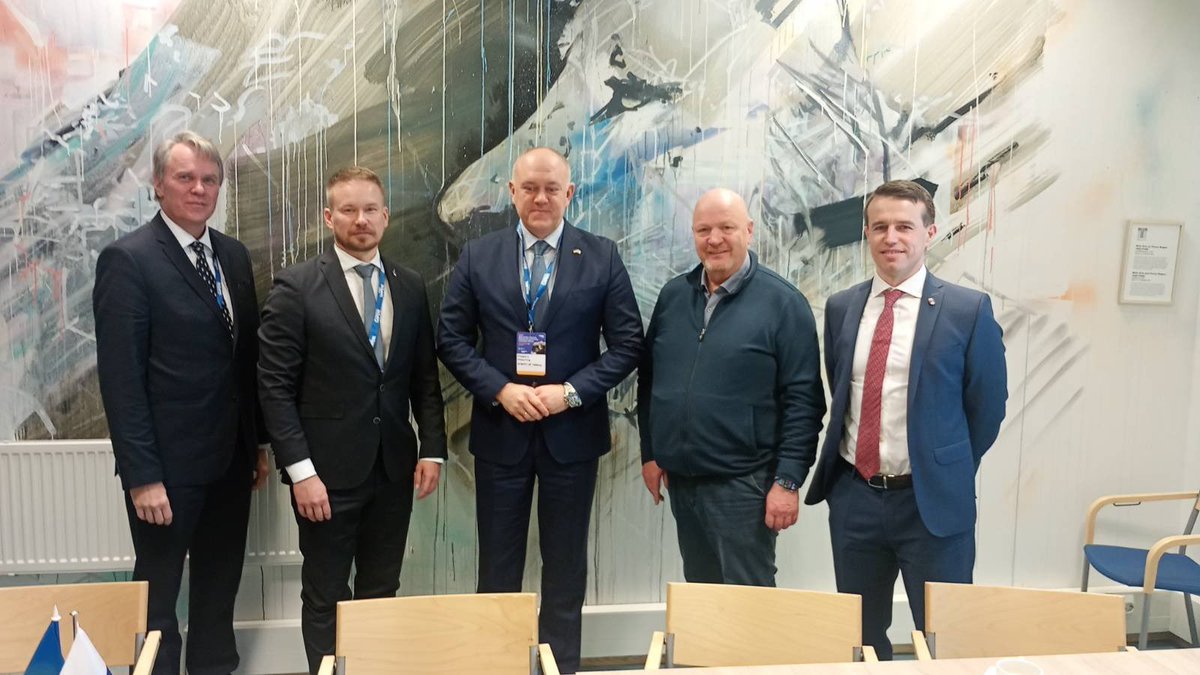 In Tampere I addressed the ENDR Conference's participants to keep technological advantage in dual-use innovations. I met with the city &amp; regional mayors, business and Ukrainian community. We discussed Ukraine’s security and defence cooperation. New partnerships ahead! 🇺🇦🤝🇫🇮