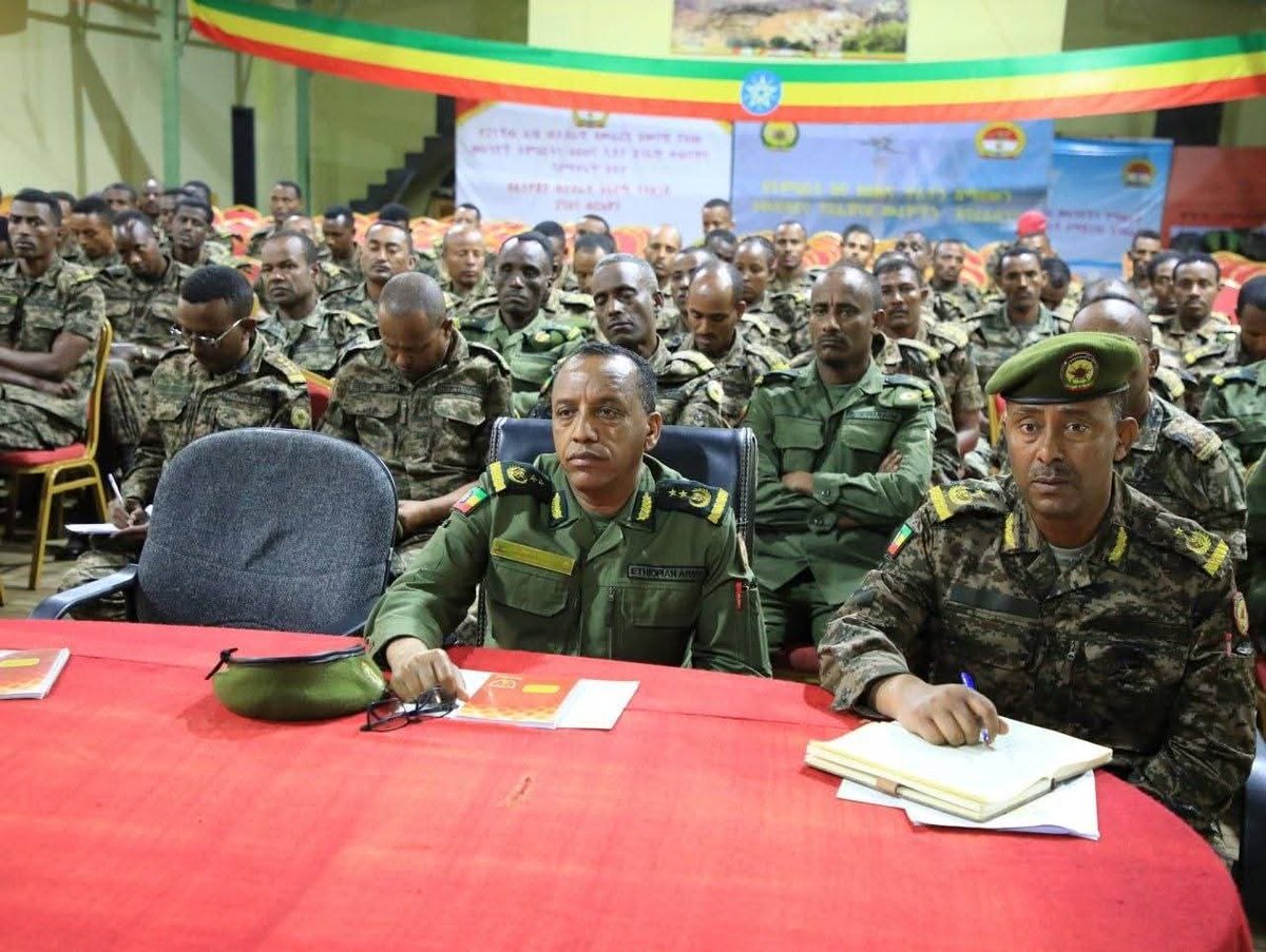 ጀግኖቹ በስራ ላይ!የትምህርትና ስልጠና ዋና መምሪያ ሀላፊ ጀኔራል ይመር መኮንን በተገኙበት በኢትዮጵያ  ወታደራዊ አካዳሚ  ያሰለጠናቸው ሰልጥኖ አሰልጣኞች አስመርቋል!