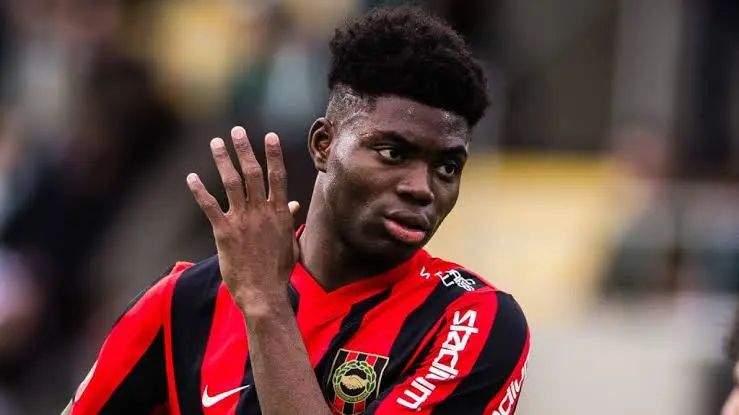 Tom Bogert tweet media