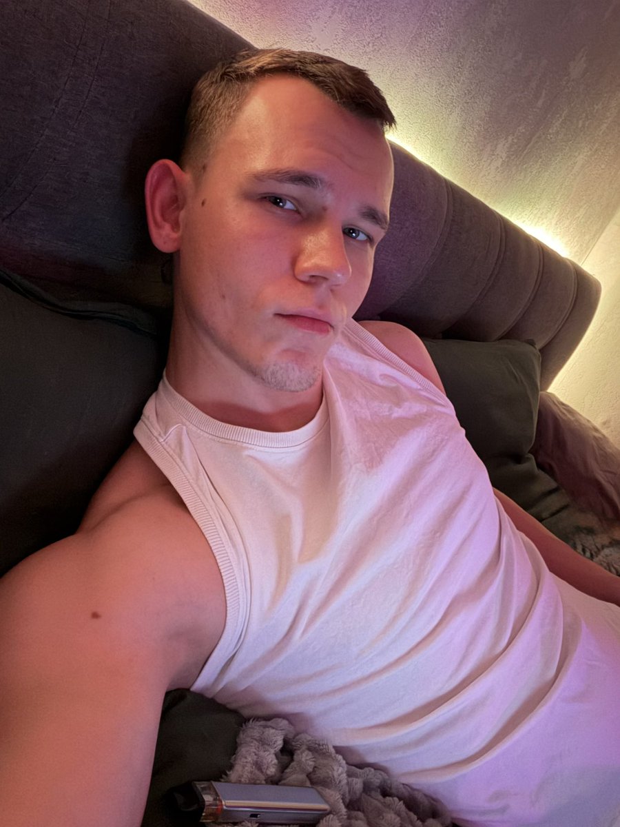 серёга tweet media