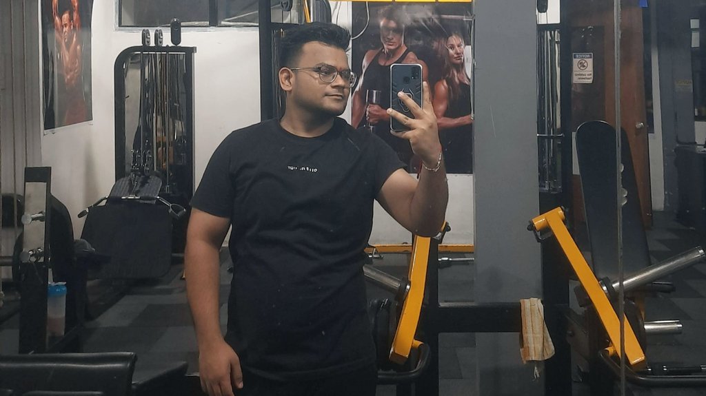 LevelupGaurav's tweet photo. Mood doesn’t matter — action does. A bad workout still counts. Go train. https://t.co/GtsHf5vAGu