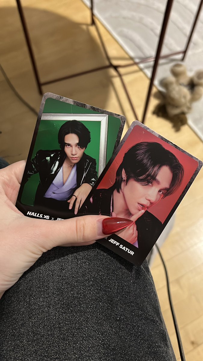 justjunjun1's tweet photo. My friend was in Thailand during summer and she finally gave these to me🥹❤️
#JeffSatur https://t.co/UvkNYb6g53