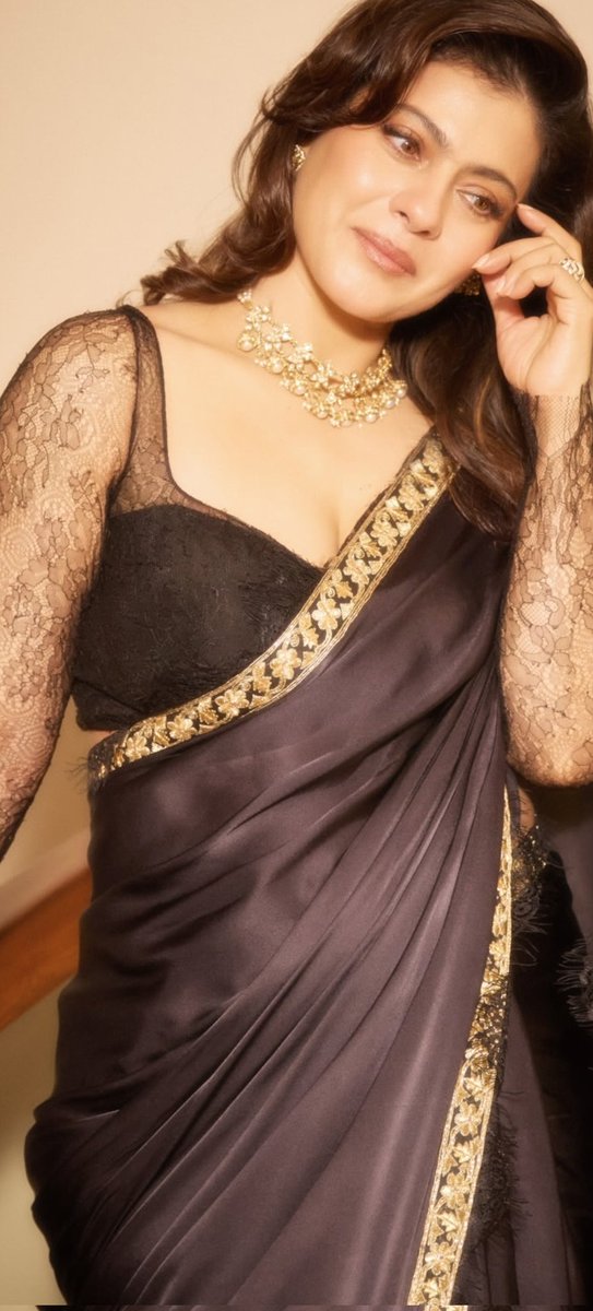 Lovely_Queens1's tweet image. #KajolDevgan