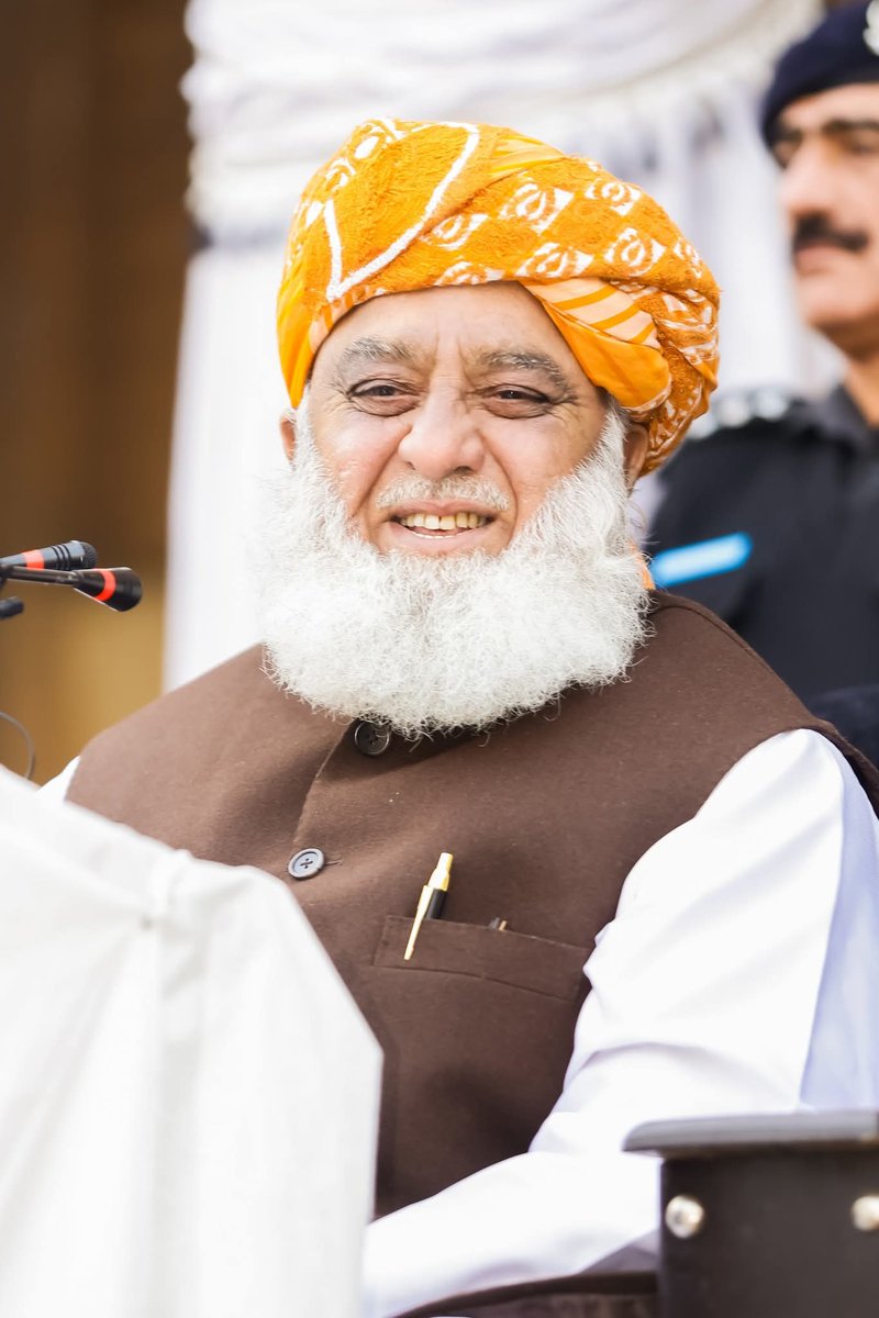 Ubaidkhaksar0's tweet photo. اللہ تعالی سلامت رکھے محبوب قائد کو 

#محافظ_ختم_نبوت_مولانا https://t.co/kbKB7aXv9e