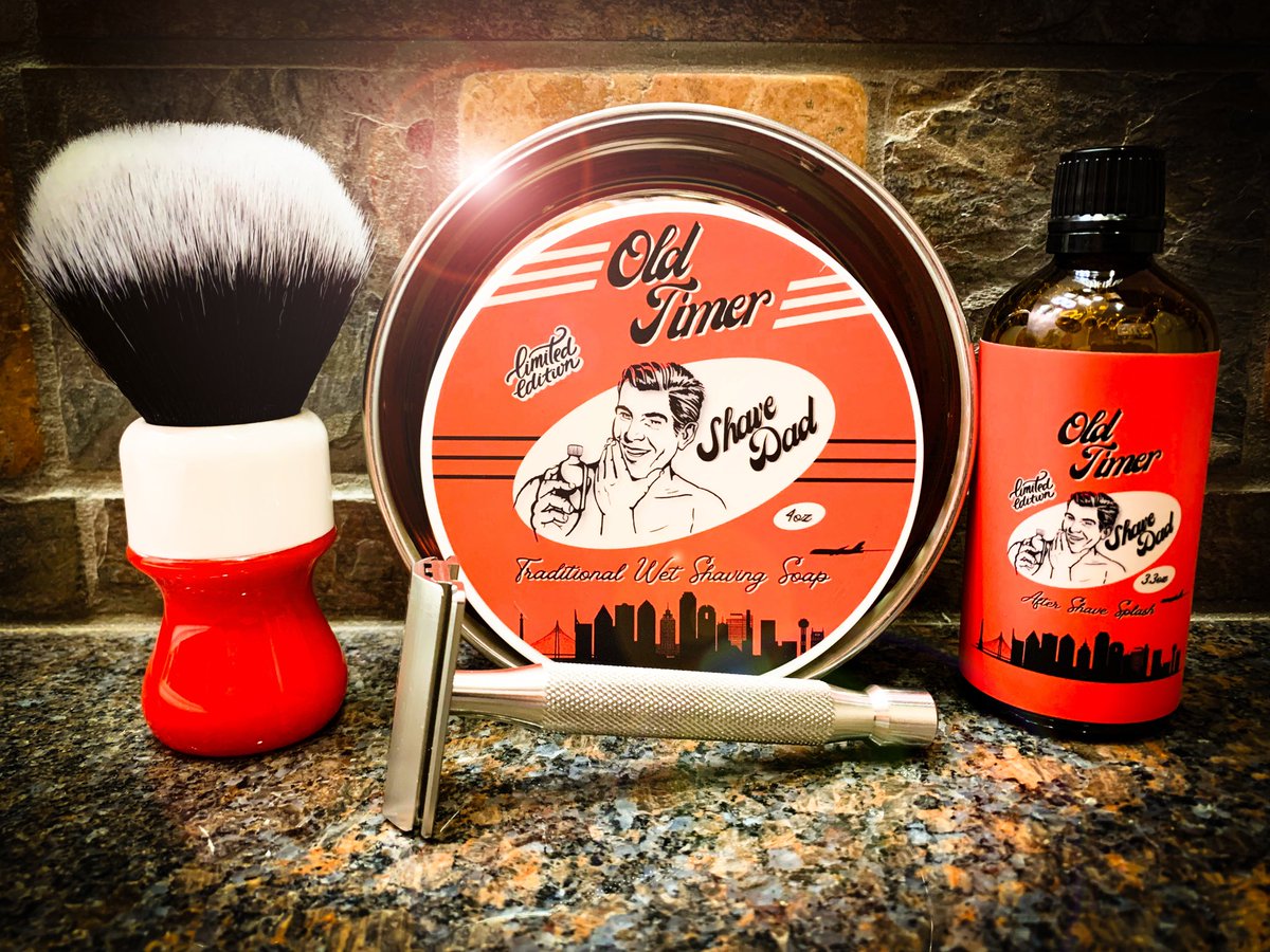 dougiesshavin's tweet photo. SOTD Maxwell June Double Edge EX Plate
Shave Dad - Old Timer
HC&amp;C Stainless Steel Shave Bowl 
Yaqi Ferrari 26mm 
@maxwelljuneshave 
@shave_dad 
@hendrixclassics 
@yaqibrush https://t.co/wDouc8XtLW