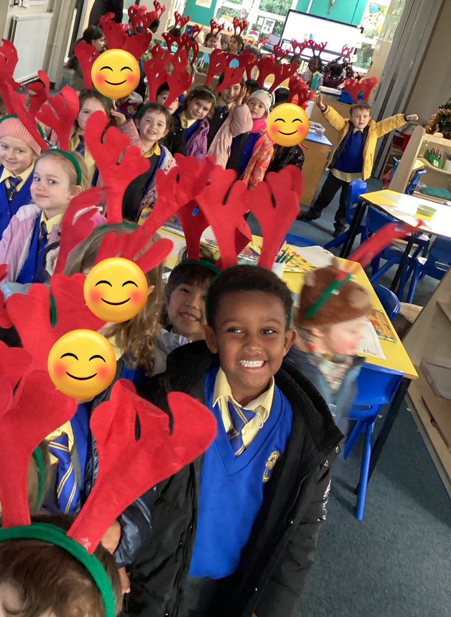 StMaryB17's tweet photo. Reception reindeers were ready to run this afternoon! We had lots of fun raising money for Birmingham Hospice β€οΈπ
πΌ#RudolphRun #EYFS https://t.co/cZQlDOvIcL