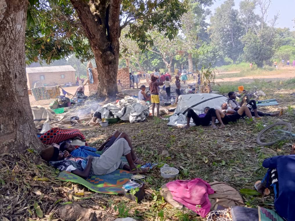 OCHA_CAR's tweet photo. Les partenaires humanitaires évaluent actuellement la situation humanitaire dans la région de Mboki où des civils ont été tués par des éléments armés ces deux derniers jours, des maisons incendiées et environ 1 000 personnes préventivement déplacées par craintes de représailles. https://t.co/WiLlTXsVCf