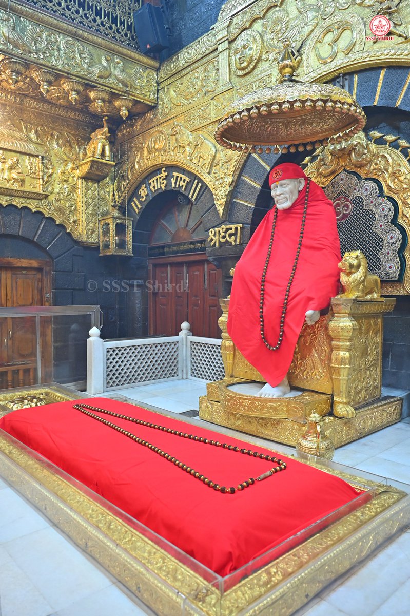 SSSTShirdi's tweet image. *!! ॐ साई राम !!*
*श्री साईबाबा संस्थान विश्वस्त व्यवस्था,शिर्डी*
*!! ॐ Sai Ram !!*
*Shri Saibaba Sansthan Trust, Shirdi*
≈≈≈≈≈≈≈≈≈≈≈≈≈≈≈≈≈ 
*आरती :-शेजारती*    
*मंगळवार ०२ डिसेंबर २०२५*  
*Aarti :-Shejaarti*
*Tuesday 02 Dec 2025*