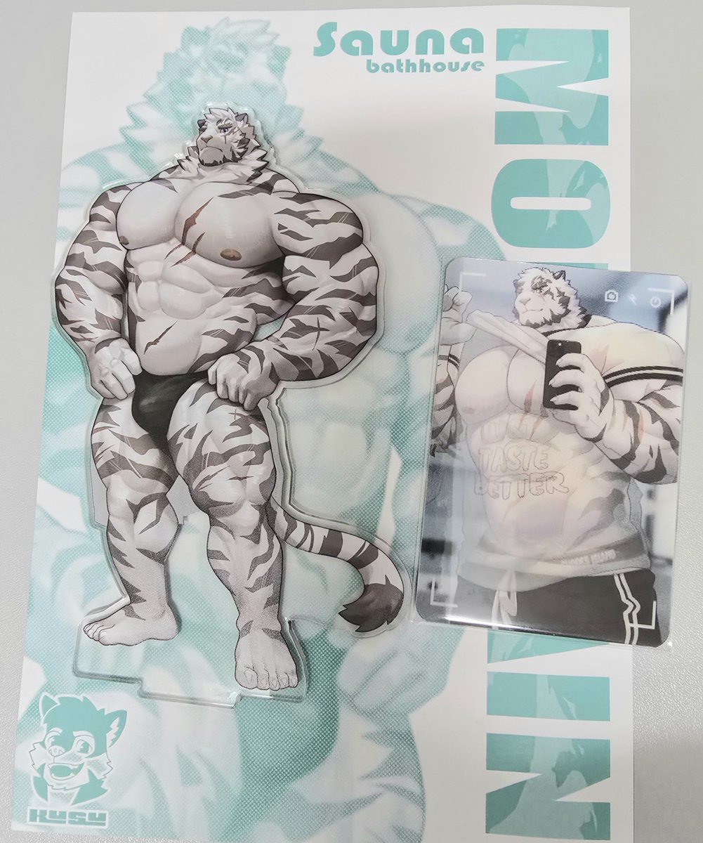 rfcah_f's tweet image. Finally got the Mountain merch