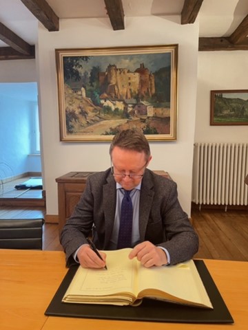 PLinLuxembourg's tweet photo. Many thanks to Bourgmestre G. Keipes, MP E. Eicher and Councillor G. Glod for our talks in #Clervaux. Glad that twinning cooperation with #KazimierzDolny has developed so well and still has an enormous potential!
@eTwinningPolska @rodm_lublin @LUinWarsaw https://t.co/wldV0pFWyg
