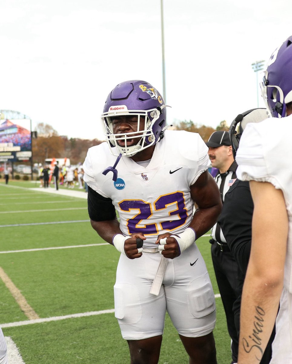 joshua_modupe's tweet image. #AGTG I will be entering the transfer portal with 2 years of eligibility + Redshirt year

6’2 230 ILB/OLB/DE
Sweet 16 Division 2 Playoffs
3.9+ GPA

More film available if needed!