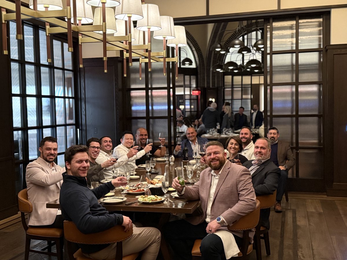 We had a great time hosting our customers for a dinner last night in Las Vegas at  #AWSreInvent! Thanks to all who joined for a fantastic evening!