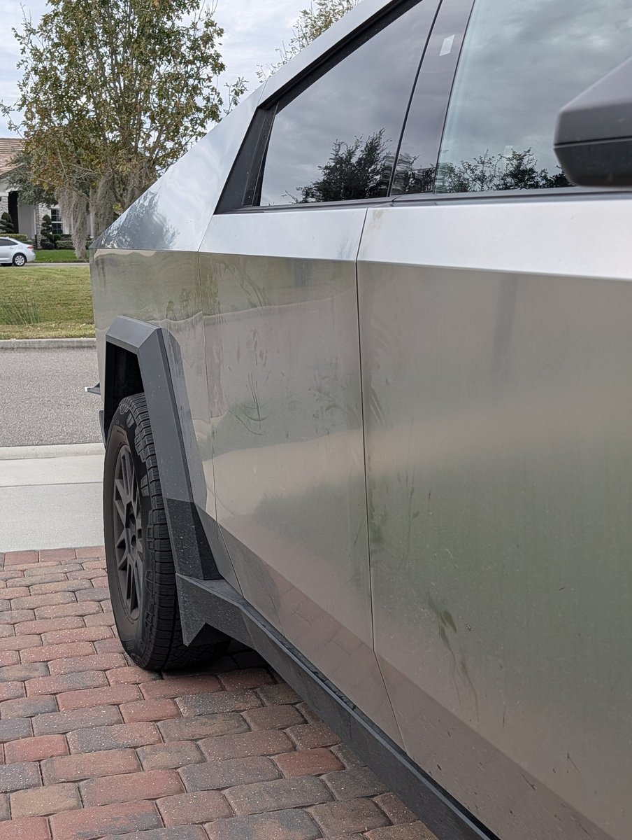 CybertruckFamily tweet media