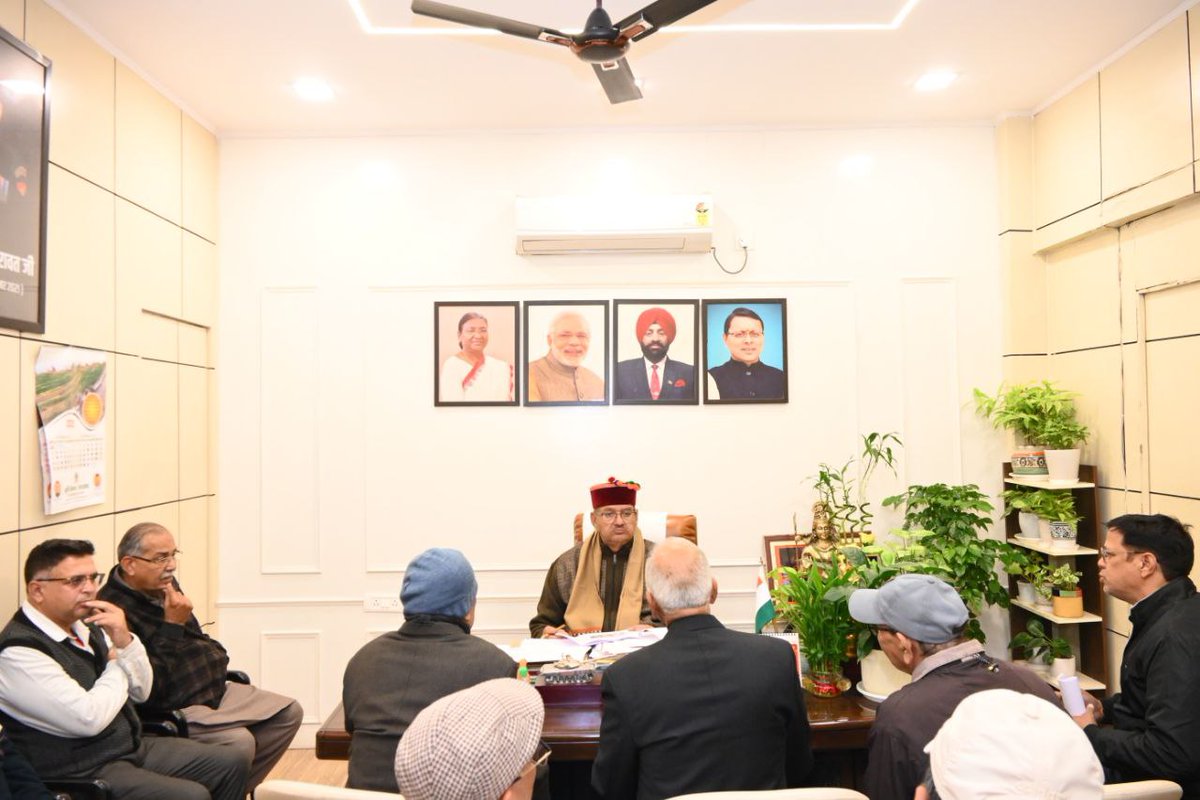 ganeshjoshibjp's tweet image. आज धाद संस्था के प्रतिनिधिमंडल से भेंट कर पर्वतीय जनपदों में माल्टा उत्पादन और विपणन को प्रोत्साहन देने के विषय पर चर्चा की।
महानिदेशक कृषि को किसान भाइयों के सुझावों पर तत्काल कार्रवाई करने के सख्त निर्देश दिए। किसानों के हितों को नीतियों में सम्मिलित करना हमारी प्रतिबद्धता है।