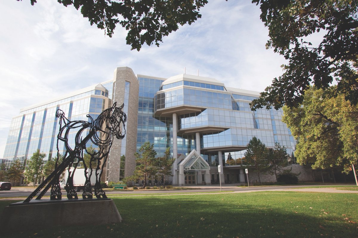 #GivingTuesday – With support of our generous donors, the College of Agriculture and Bioresources awarded $1.9 million in scholarships, bursaries and awards! 

View the list of award recipients: agbio.usask.ca/beanfeed 

#BeanFeed #USask