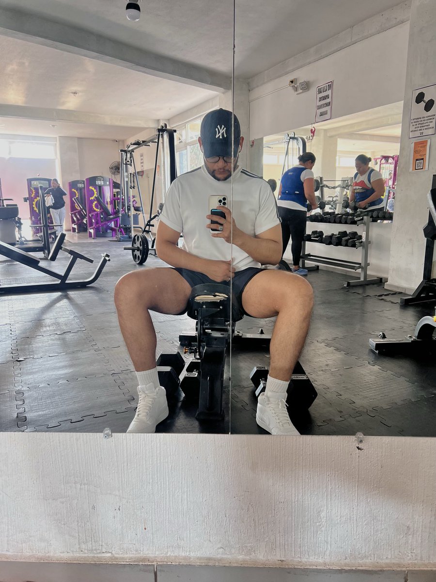 Emilio Macías tweet media