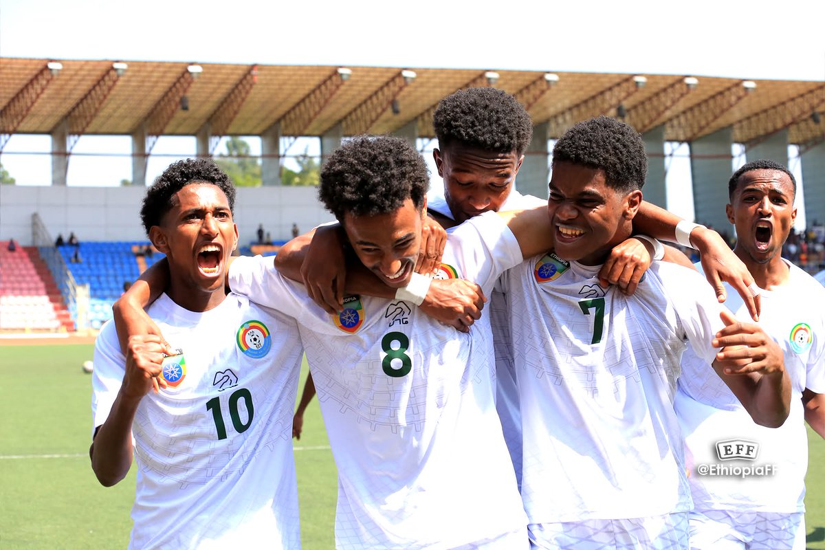 <a href="/AdanechAbiebie/">Adanech Abiebie</a> አሜን!ልዕለ የሴት ብረትና ጀግኒቷ ወ/ሮ አዳነች እንኳን ደስ ያለዎት/ያለን/የምስራቅና የመካከለኛው አፍሪካ ሀገራት ከ17አመት በታች ውድድር ብሄራዊ ቡድናችን (ቀይ ቀበሮ)የኬንያ አቻውን 3ለ0በማሸነፍ ለአፍሪካ ዋንጫ ማለፉን ስናይ ሌላ ድል አልን