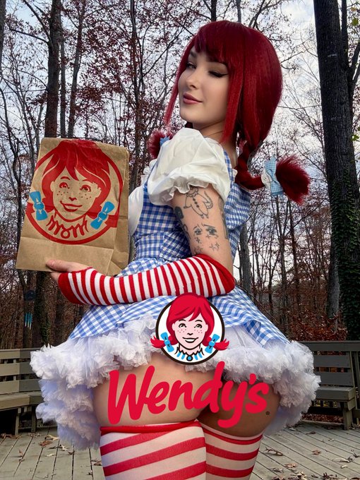 10k to get rid of the logo https://t.co/ZGjxBY467n