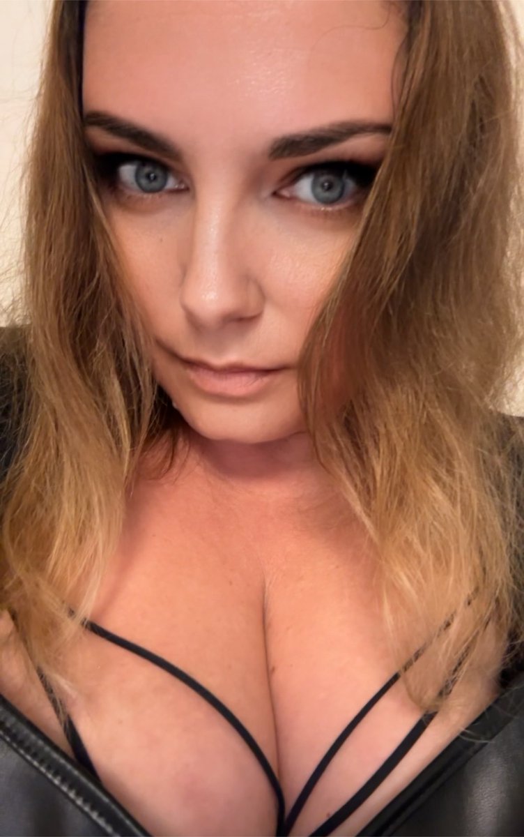 It’s my birthday and I’ll drain if I want to

The best gift you could give me? Watching your account balance drop while mine skyrockets… 
You‘ll love every second of funding my celebration 🎉