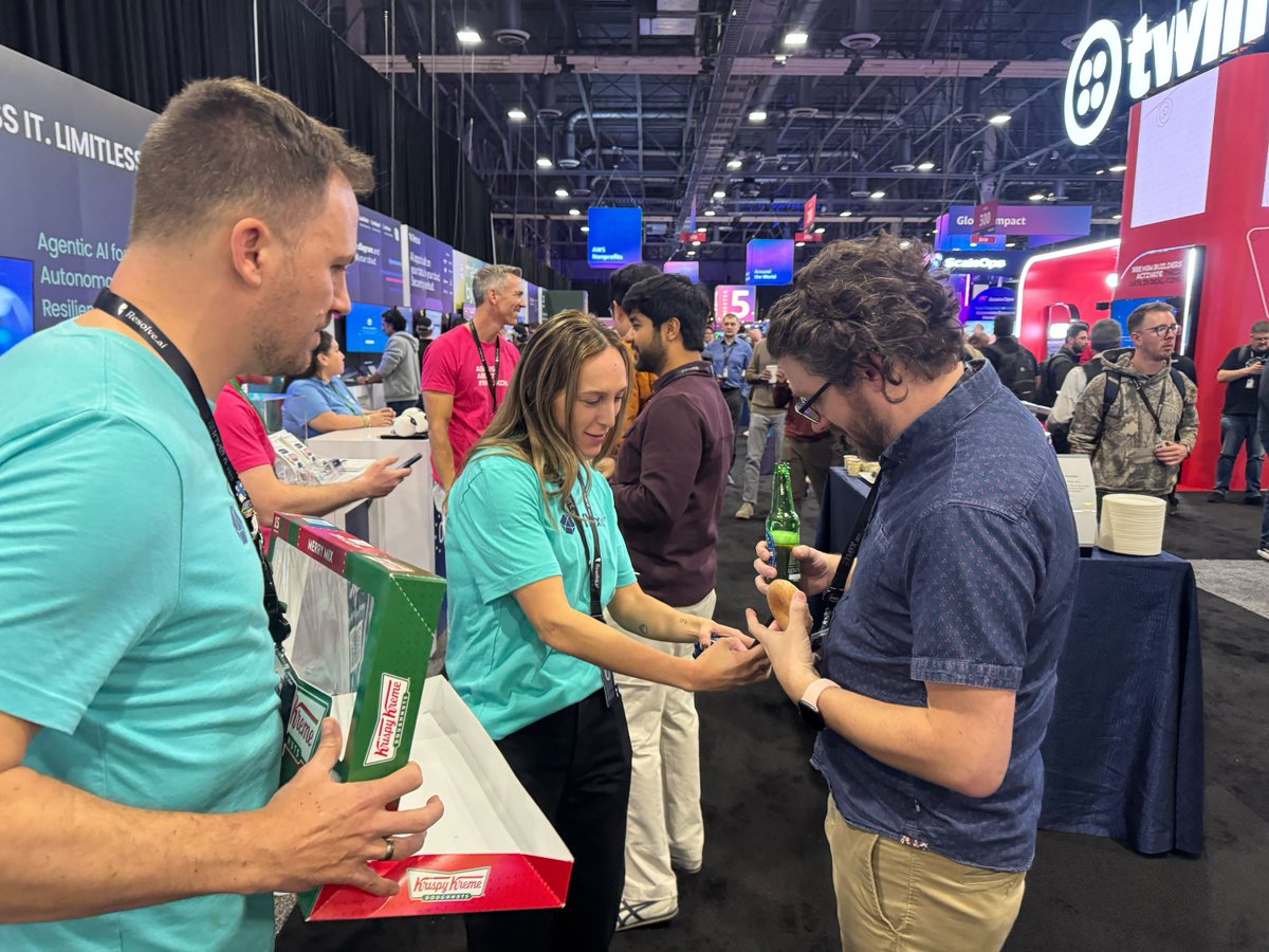 InfluxDB's tweet image. The InfluxData team is in full swing at #AWSreInvent 2025! 

Swing by booth #151 to chat with our team about building real-time systems with InfluxDB 3 on AWS.  

Stop by to see Amazon Timestream for InfluxDB in action, chat about managing time series data at scale, or enter our…