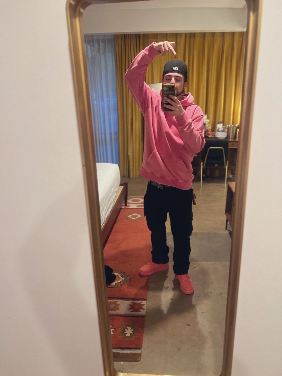 off.white (@ytsdomo) on Twitter photo 