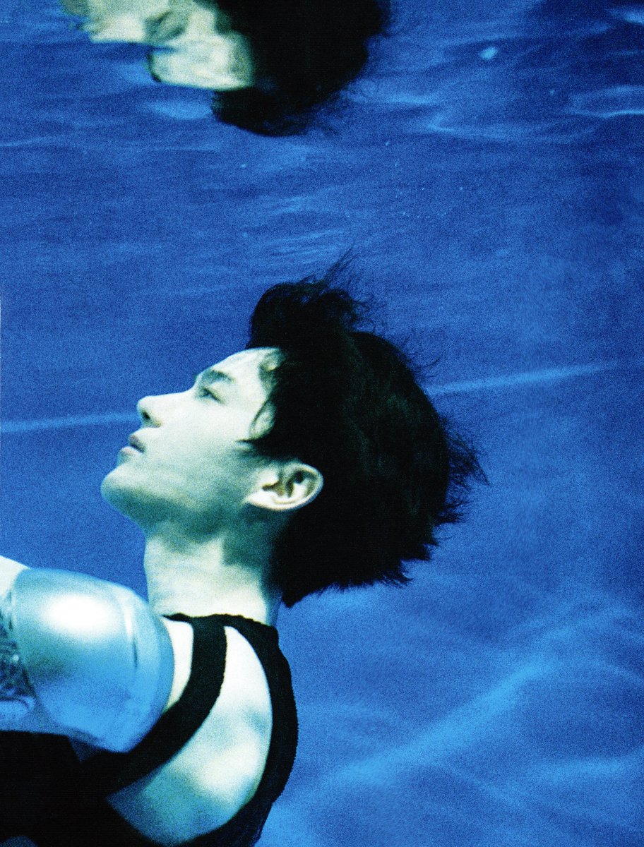 tbz_archive1206's tweet image. 📁 BE YOUR OWN KING PHOTOBOOK 4k Scans (2021)
        ↳ 비 유어 온 킹 포토북 고화질 스캔 #더보이즈 #현재 #HYUNJAE