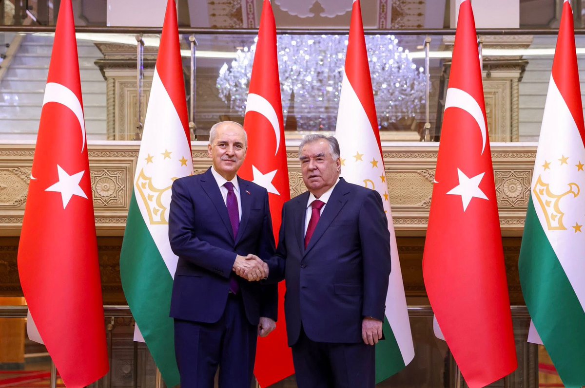 “Гуфта шуд, ки муносибатҳои фарогир бо Туркия дар сиёсати хориҷии давлати мо мақоми хосса доранд.”

🇹🇷🇹🇯

“Türkiye ile kapsamlı ilişkilerin devletimizin dış politikasında özel bir yere sahip olduğu belirtildi.”

president.tj/event/news/540…