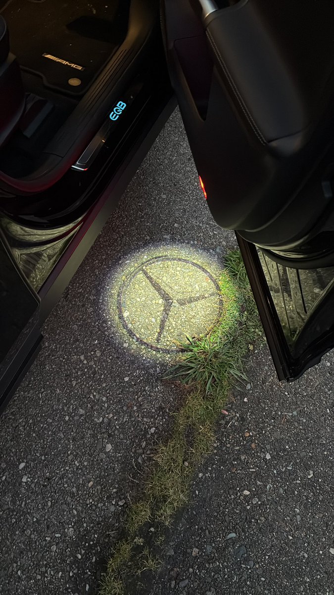 Ross🇬🇧 tweet media